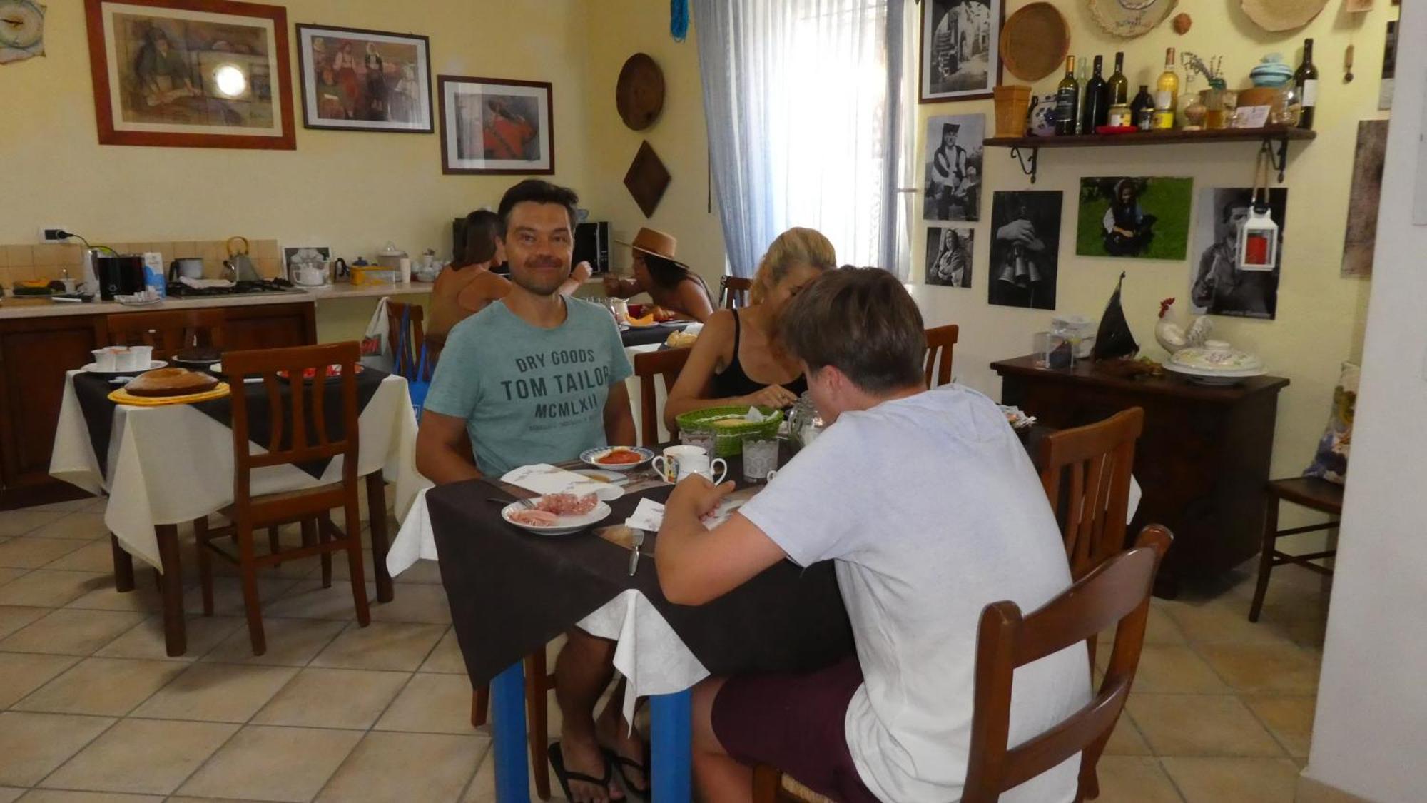 B&B Oliena Ngoại thất bức ảnh