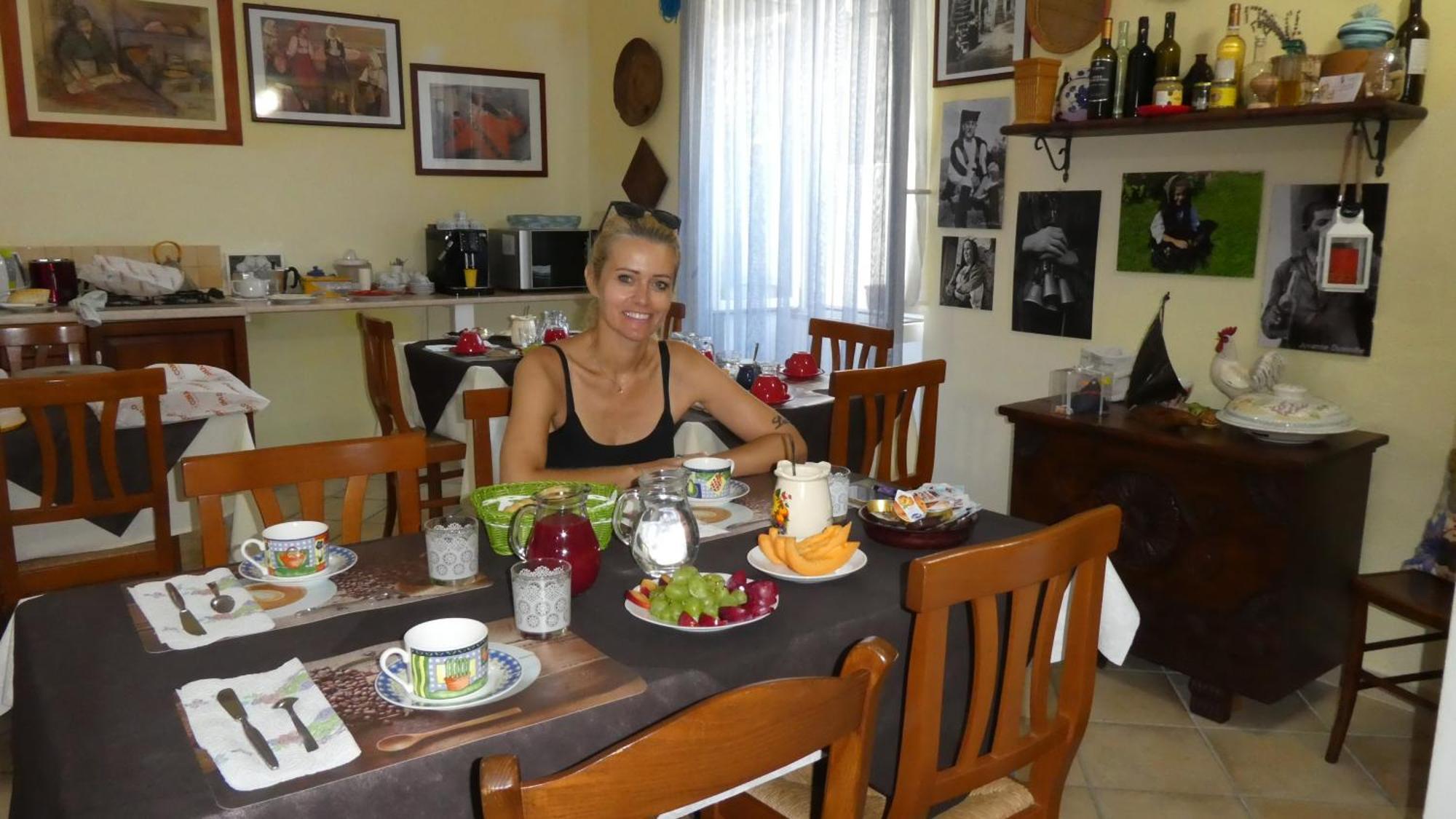 B&B Oliena Ngoại thất bức ảnh